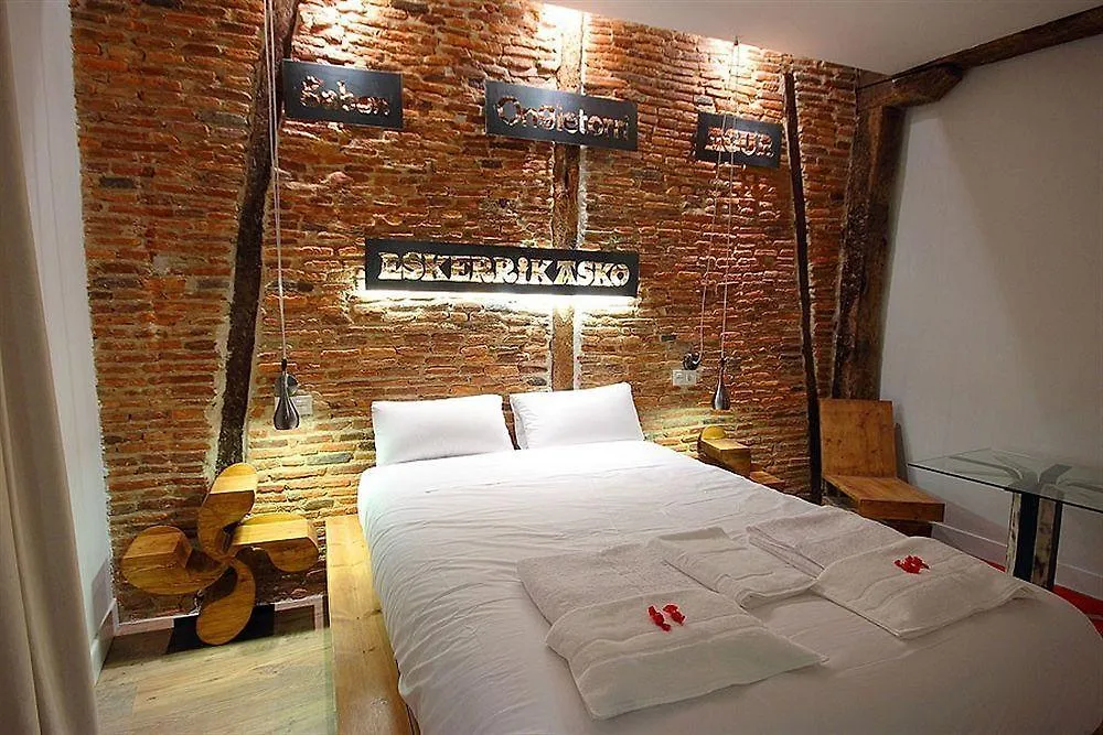 Pension Basque Boutique Hotel Bilbao 2*,